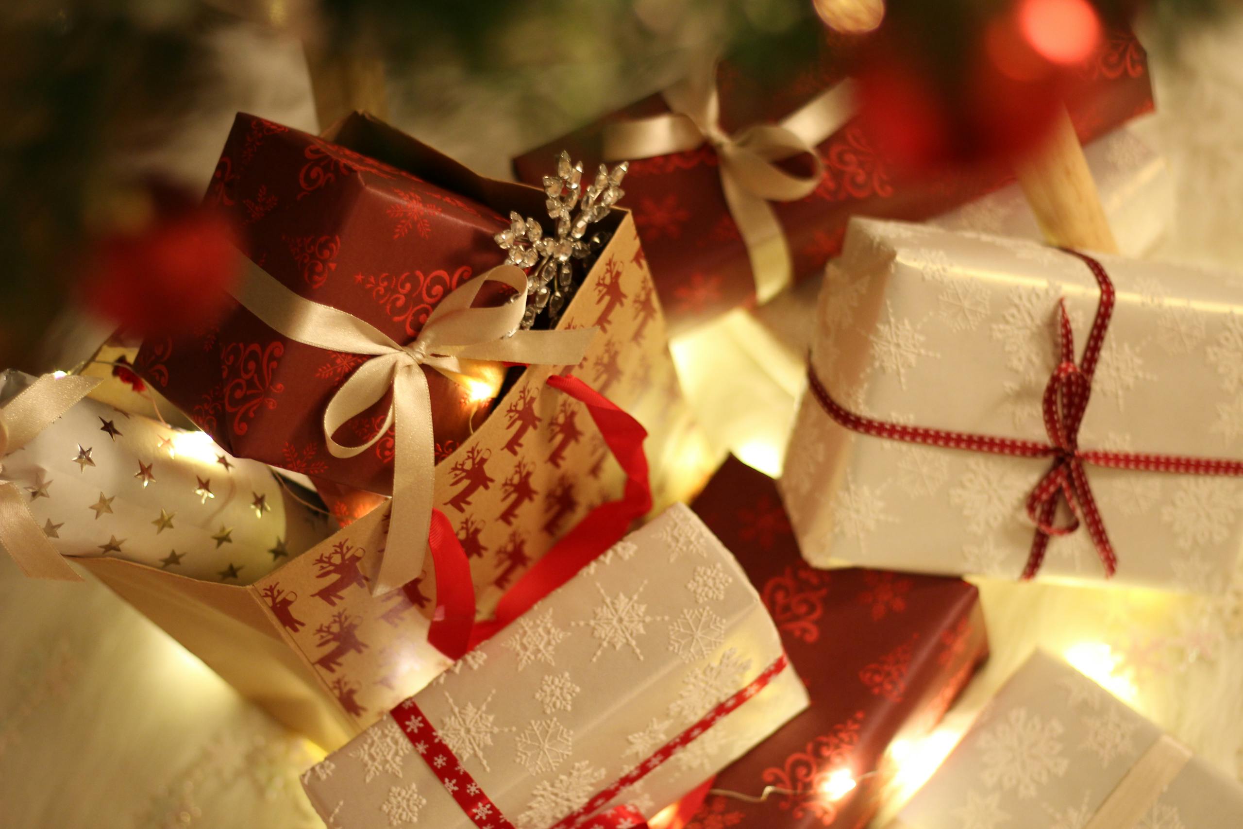 Photo by Tofroscom | Motherhues Close-up of Christmas Decorations