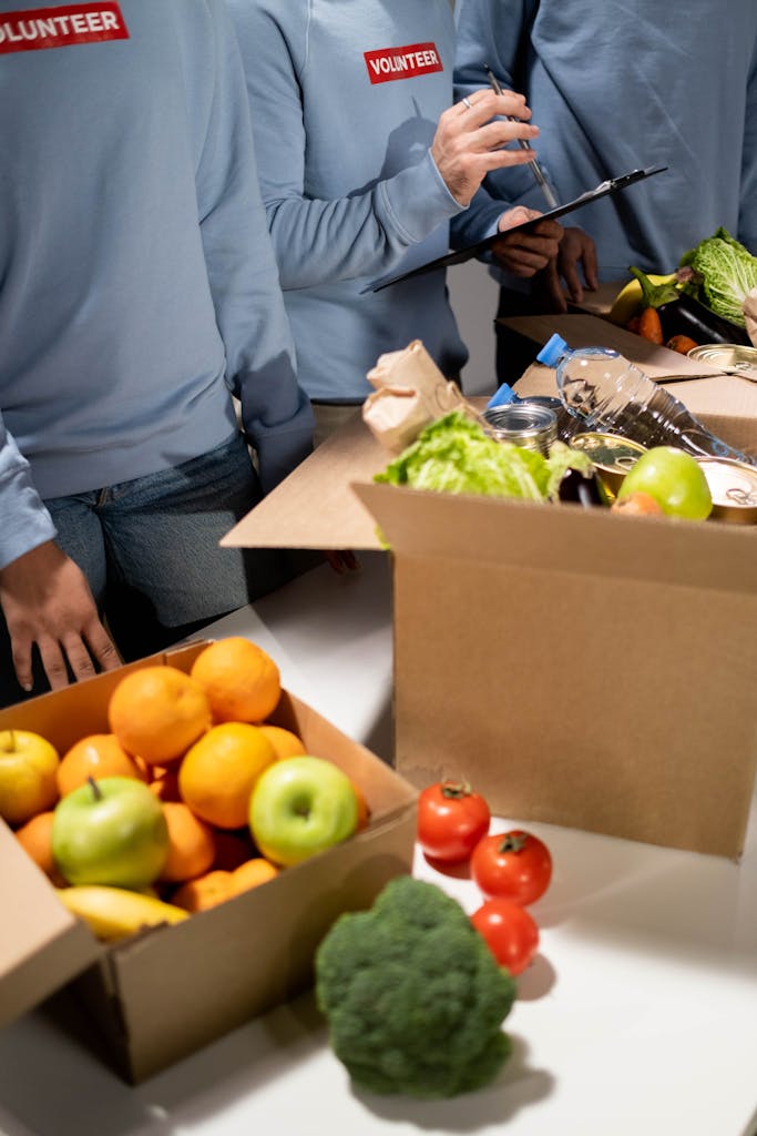 Photo by cottonbro studio | Motherhues Boxing Foods For Aid Distribution